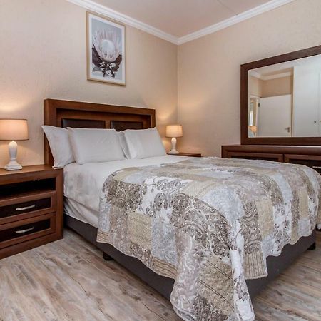 Upmarket Sandton apartment Johannesburg Eksteriør billede