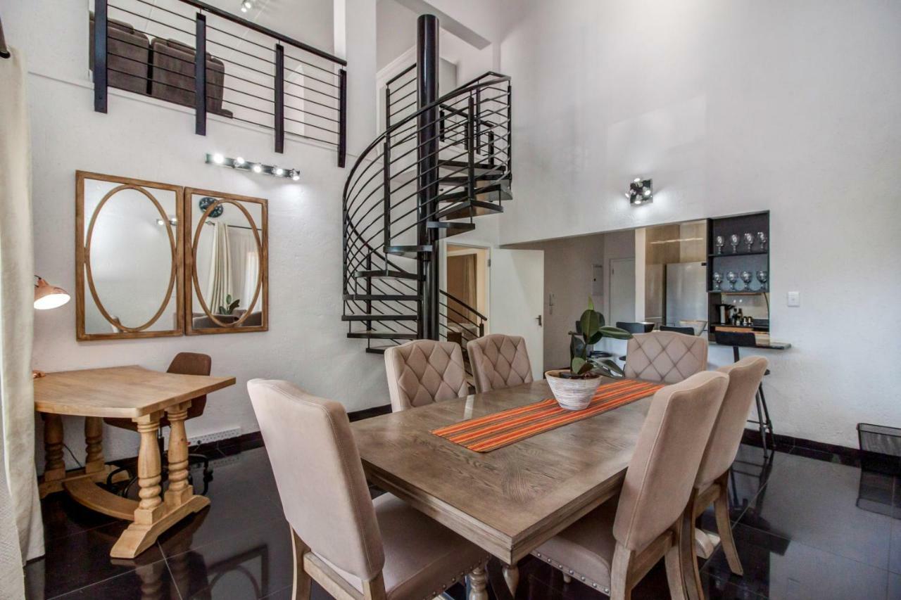 Upmarket Sandton apartment Johannesburg Eksteriør billede