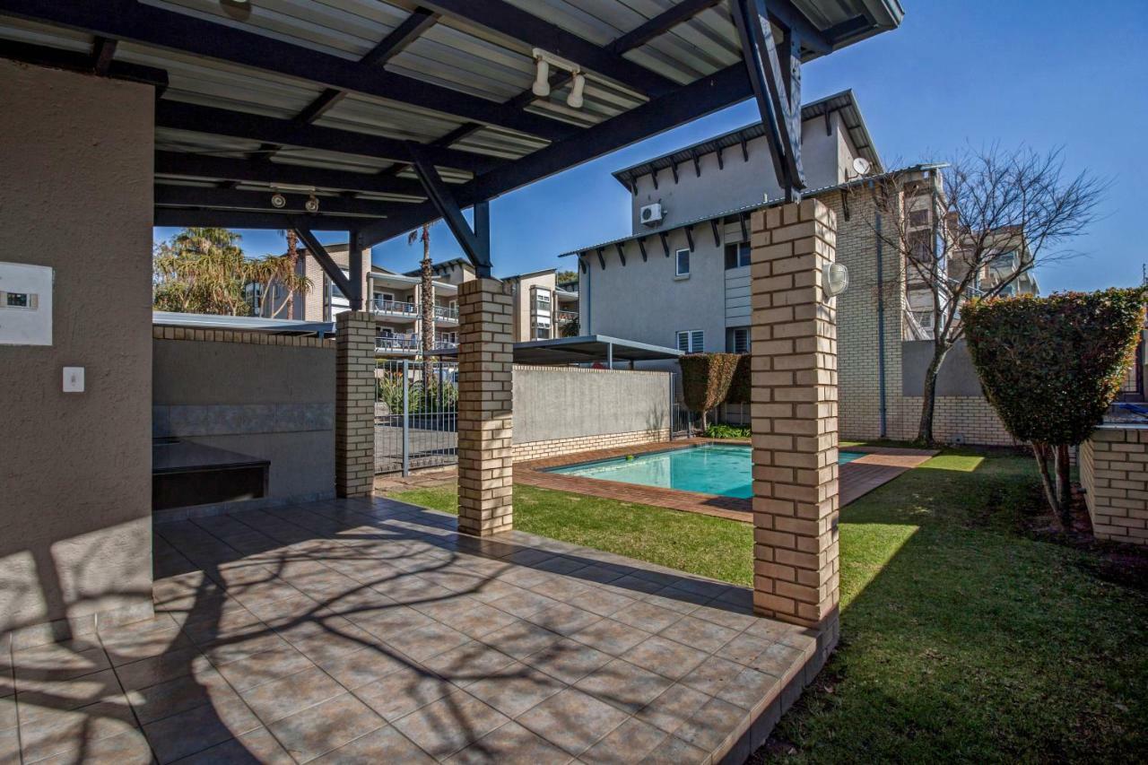 Upmarket Sandton apartment Johannesburg Eksteriør billede